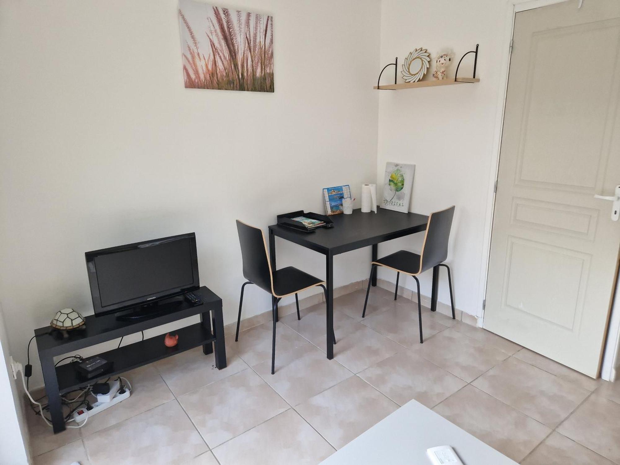 Appartement Studio Mornas